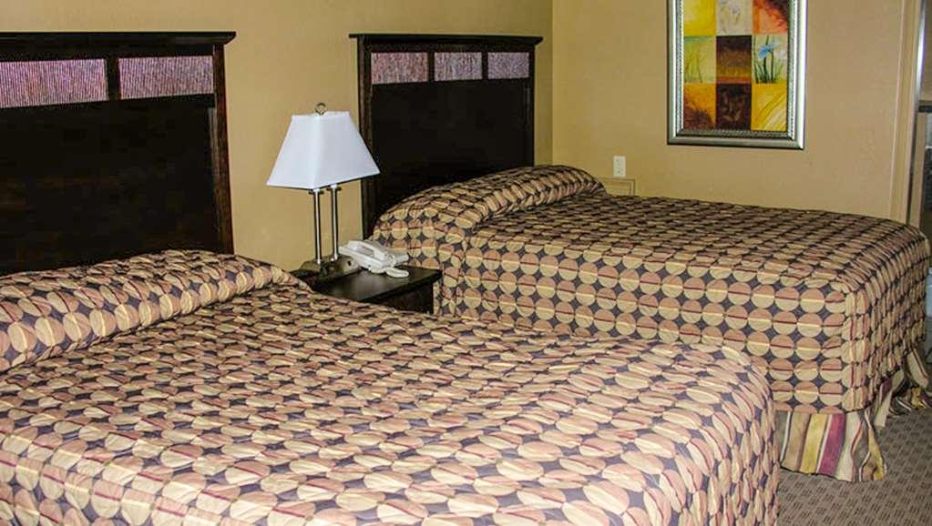 Fortune Inn & Suites Newport Zimmer foto